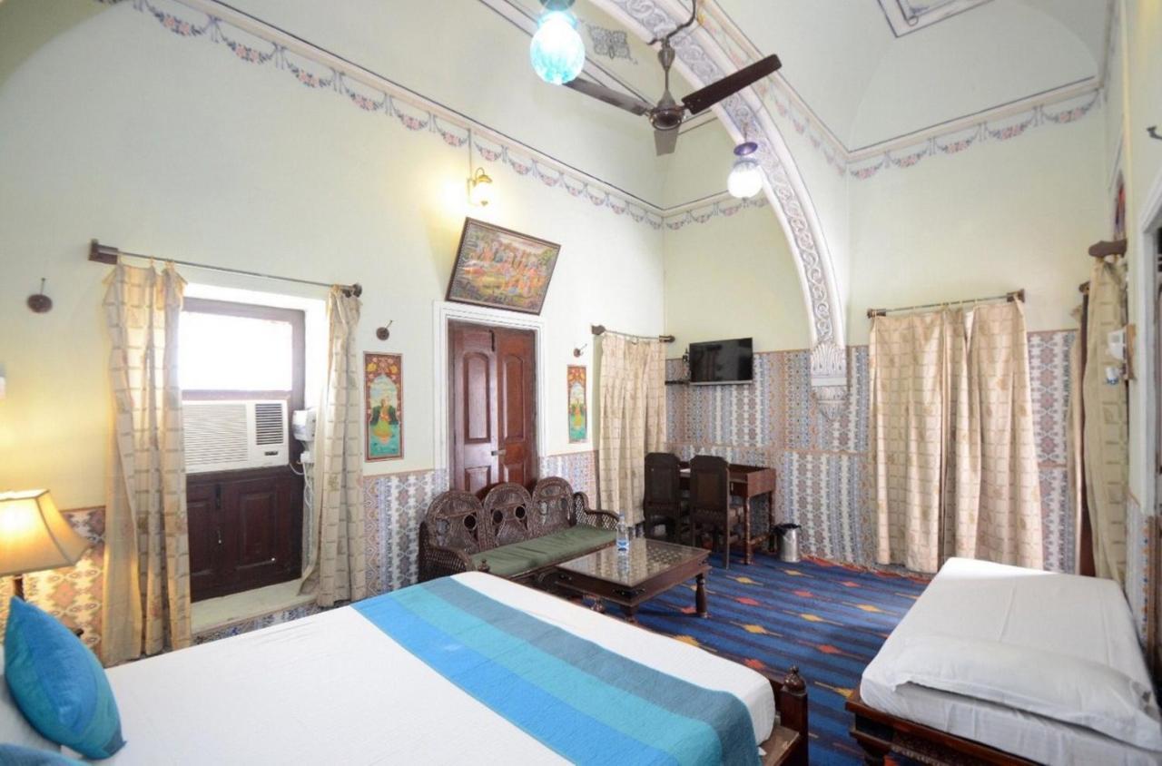 Hotel Heritage Mandāwa Exterior photo